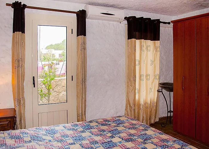 Posidonie Hollywood By Interhome Lägenhet