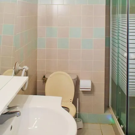 Posidonie Hollywood By Interhome LʼÎle-Rousse